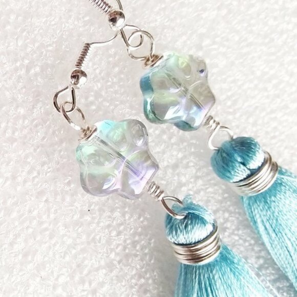 Unique Pawprint Paw Print Tassel Earrings! Cat Lovers Dog Lovers! Cat Lady! Pets - Picture 6 of 7